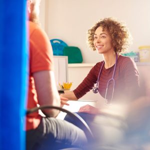 Out-of-Hours GP in London – When to Choose Night Doctor Instead of A&E